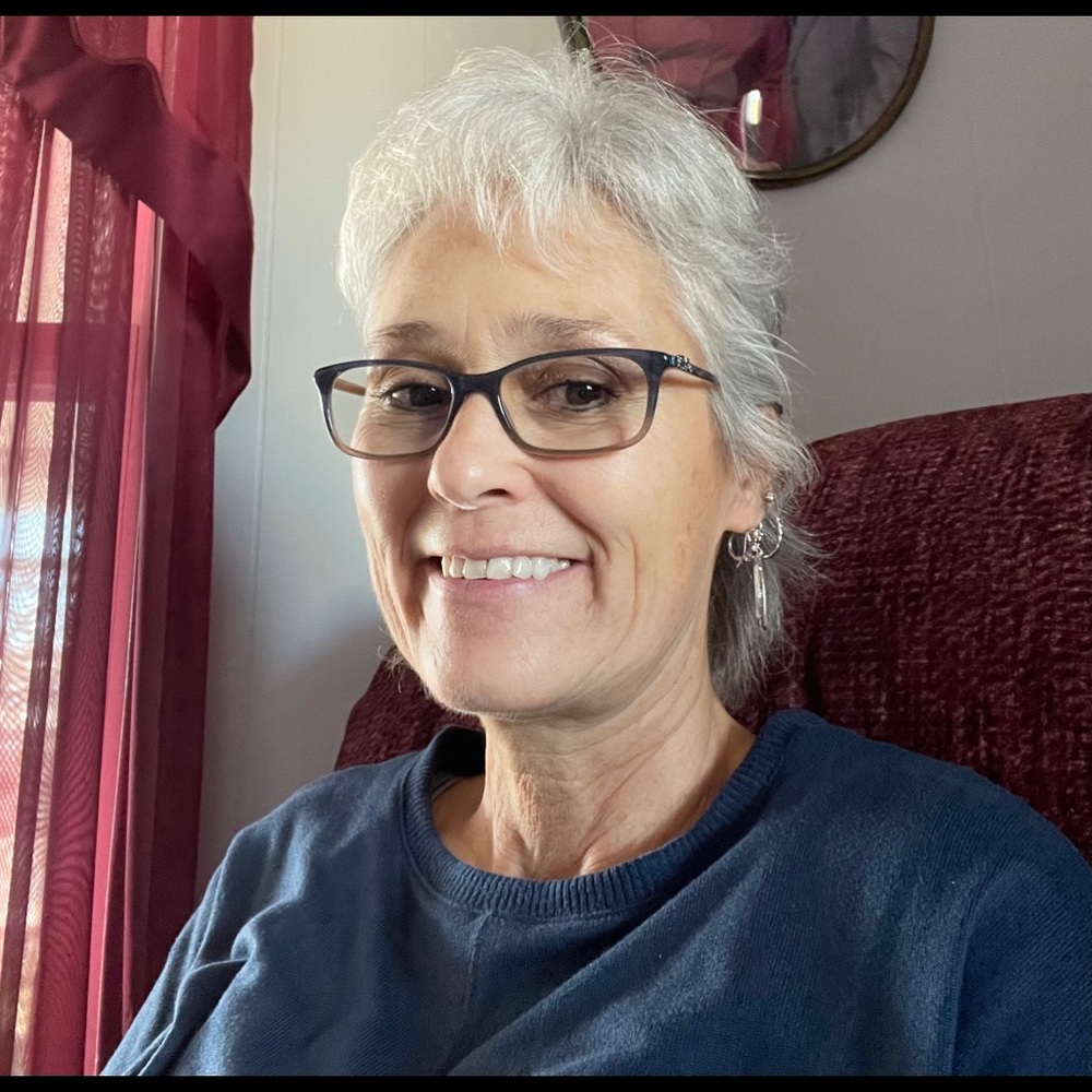 Meet your Posher, Pamela